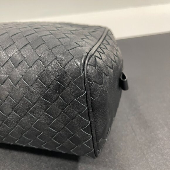 Bottega Veneta Unisex Dopp Kit/Weekend Bag Black (133130) - Picture 5 of 11